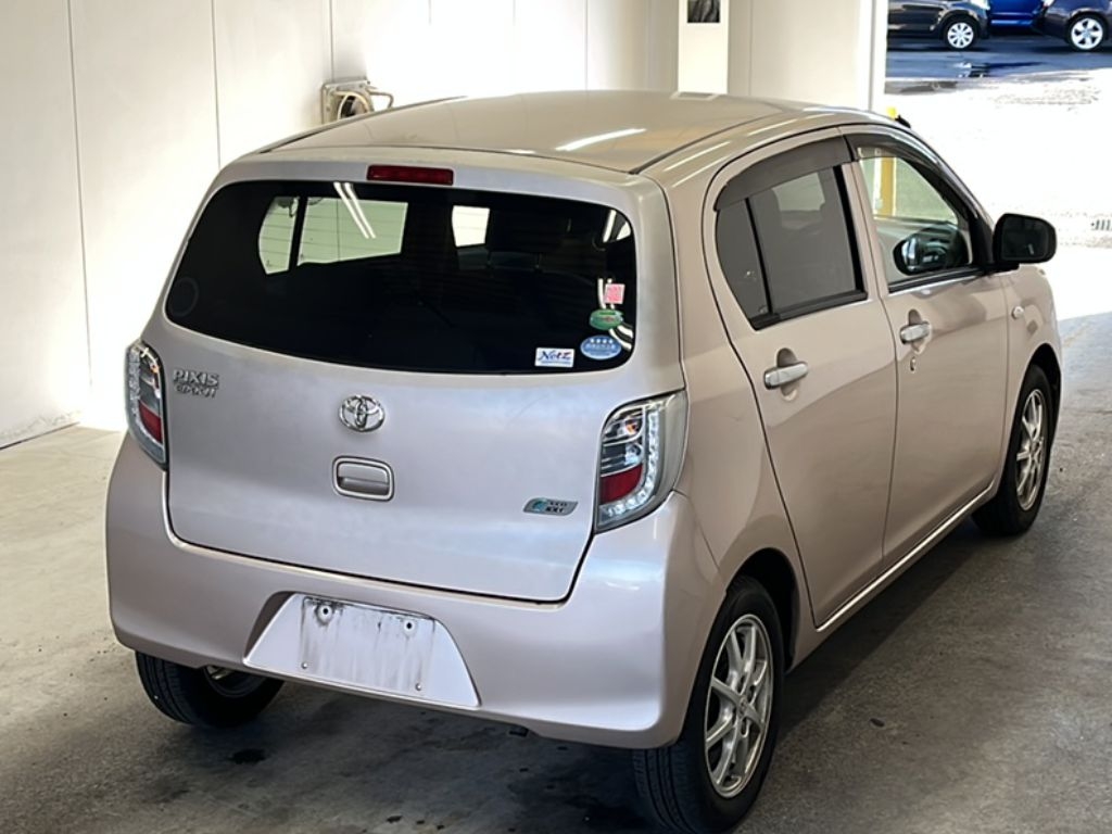 TOYOTA PIXIS EPOCH