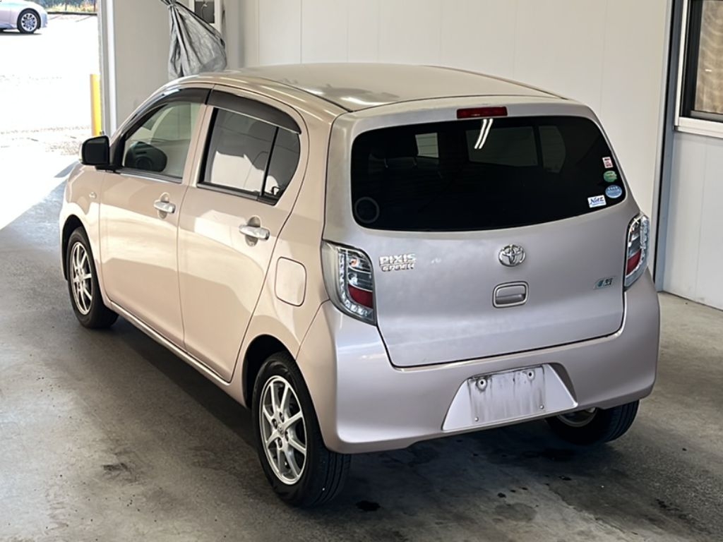TOYOTA PIXIS EPOCH