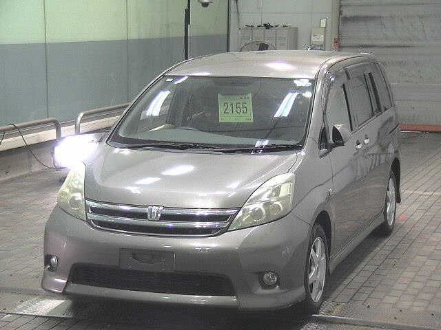 TOYOTA ISIS