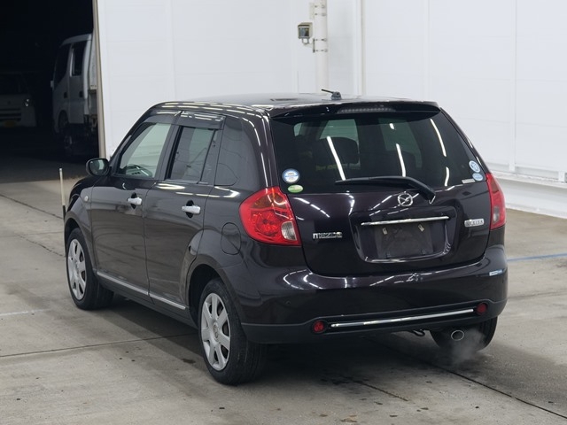 MAZDA VERISA