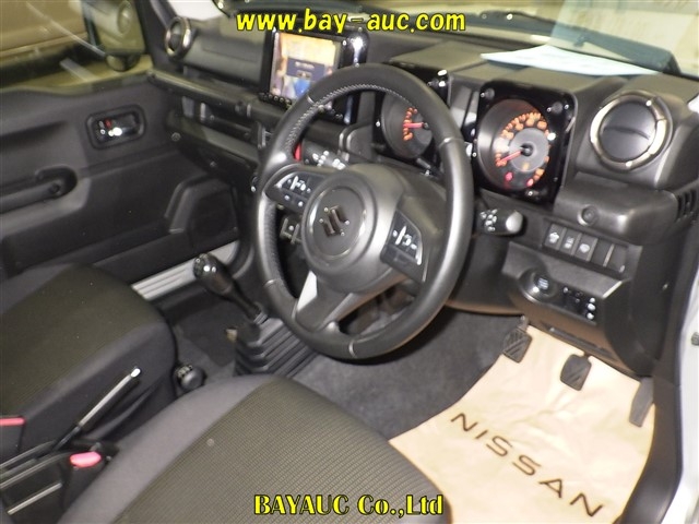 SUZUKI JIMNY SIERRA
