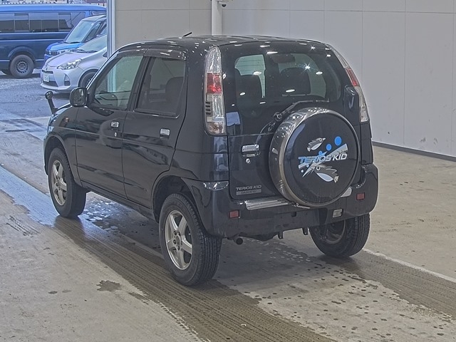 DAIHATSU TERIOS KID