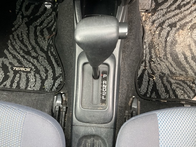 DAIHATSU TERIOS KID