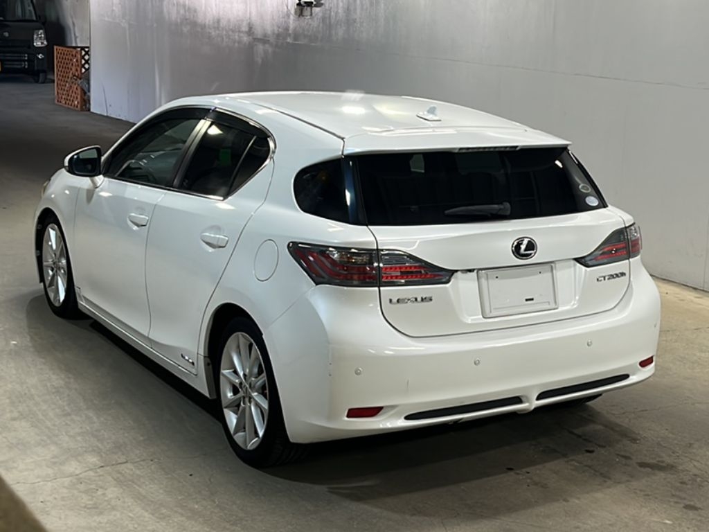 LEXUS CT200H