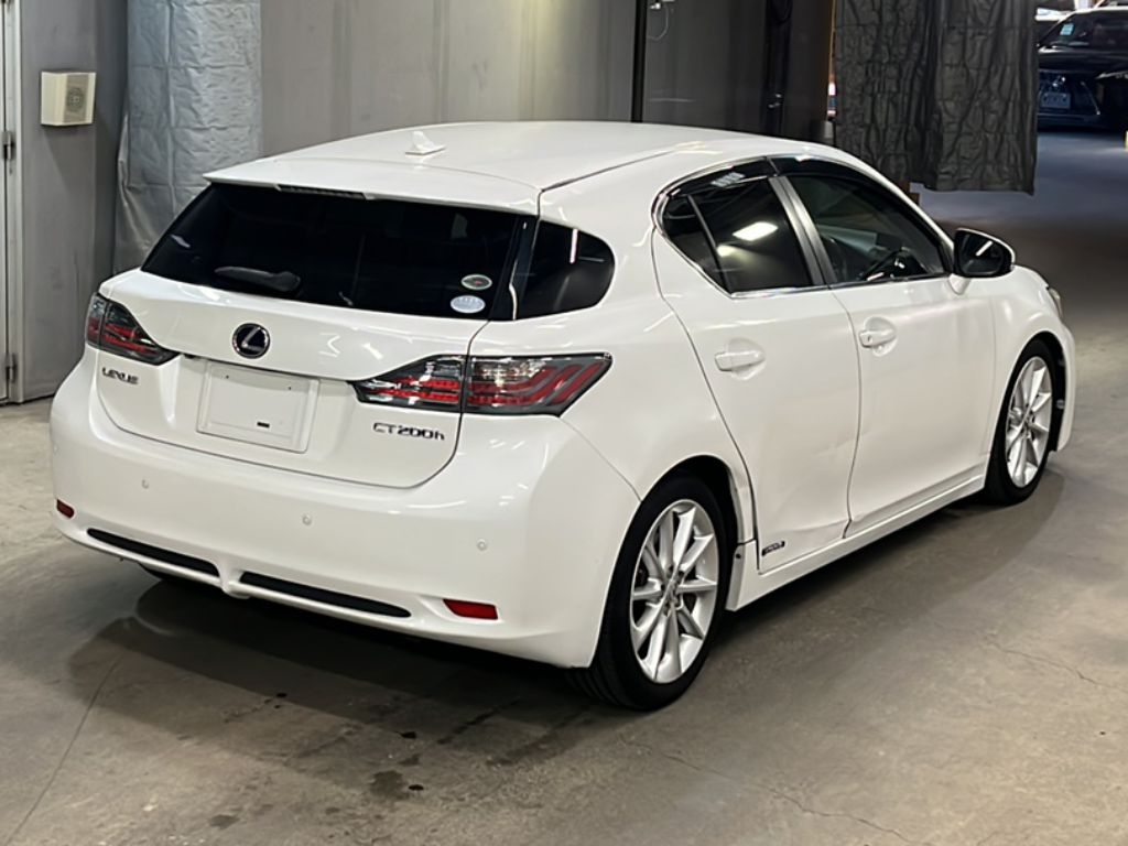 LEXUS CT200H