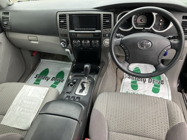 TOYOTA HILUX SURF