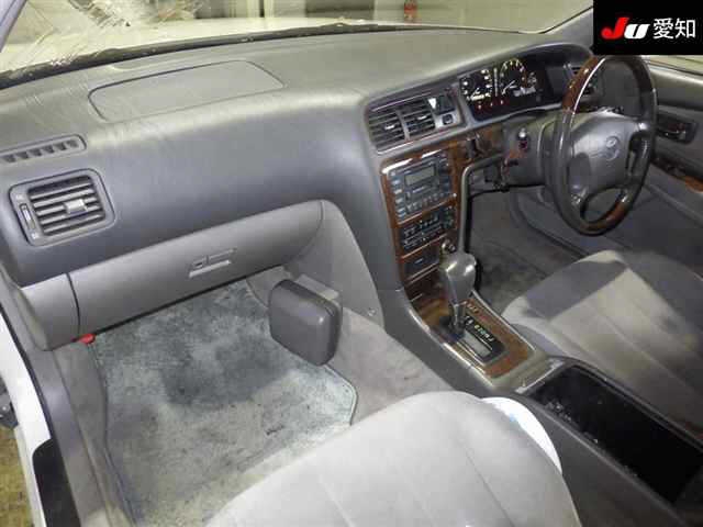 TOYOTA MARK II