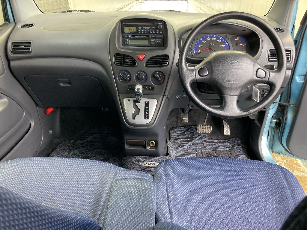 DAIHATSU MAX