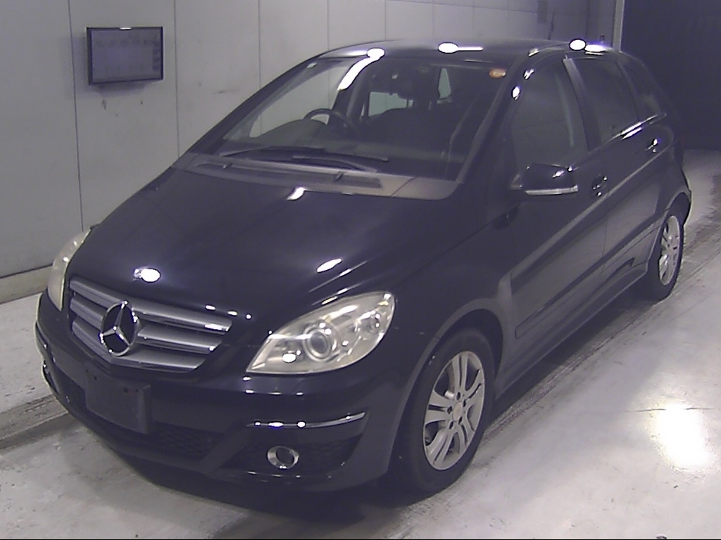 MERCEDES-BENZ B-CLASS