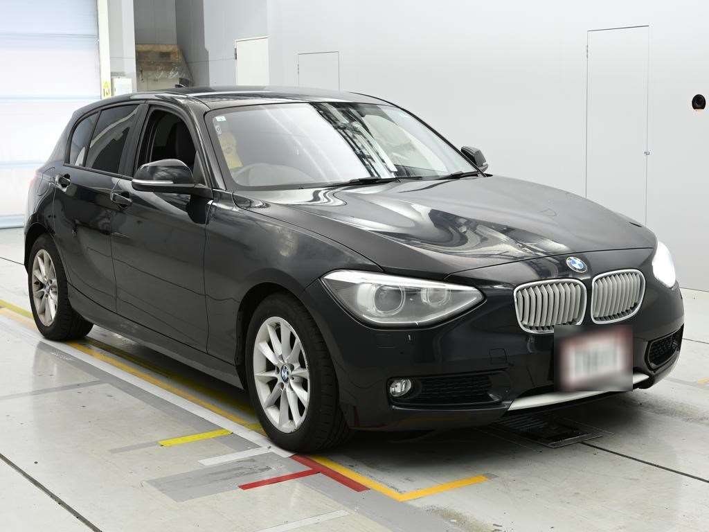 BMW 1-SERIES