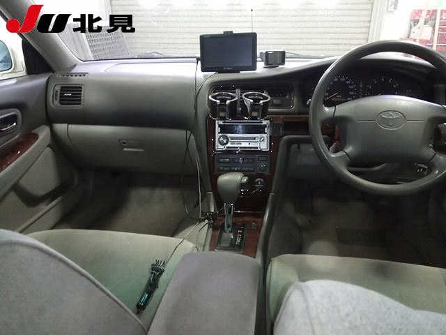 TOYOTA MARK II