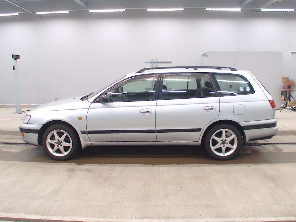 TOYOTA CALDINA
