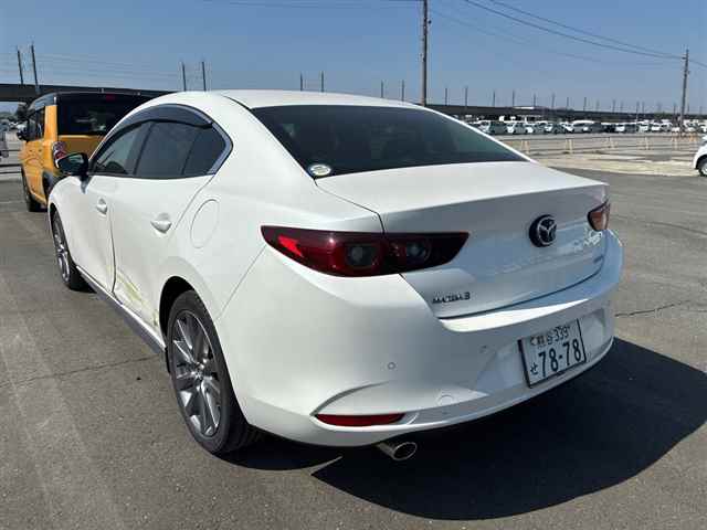 MAZDA MAZDA3
