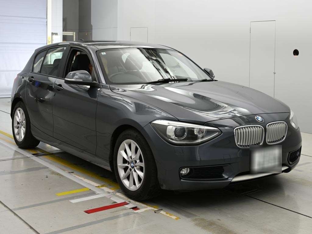 BMW 1-SERIES