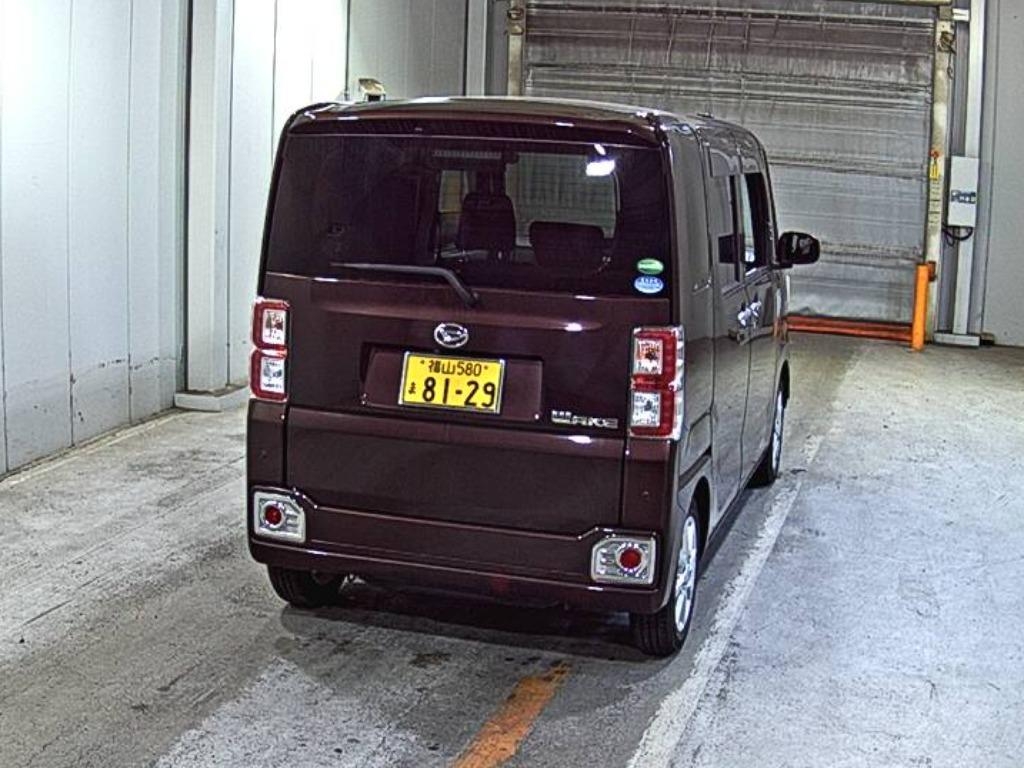 DAIHATSU WAKE