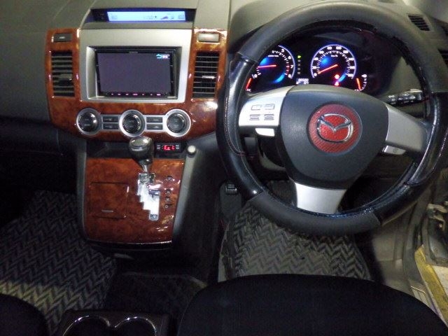 MAZDA MPV
