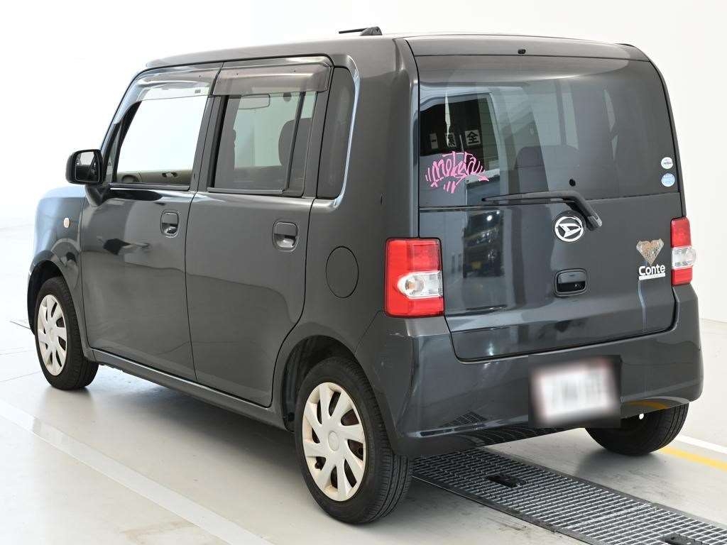 DAIHATSU MOVE CONTE