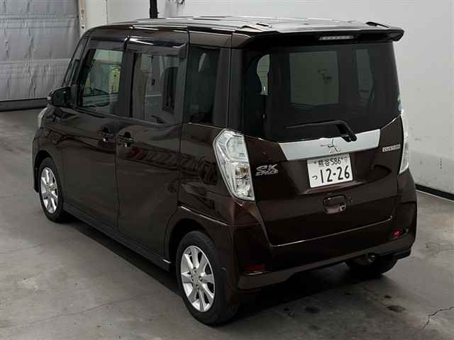 MITSUBISHI EK SPACE