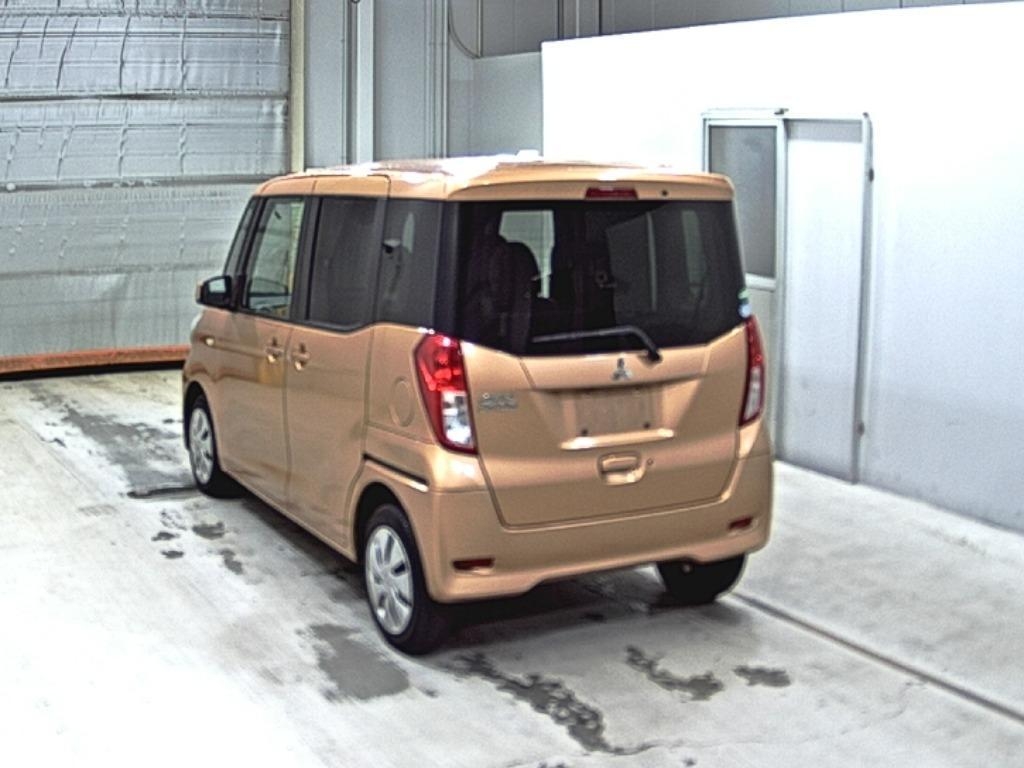 MITSUBISHI EK SPACE