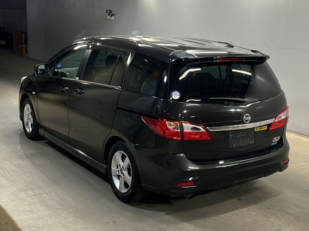 NISSAN LAFESTA