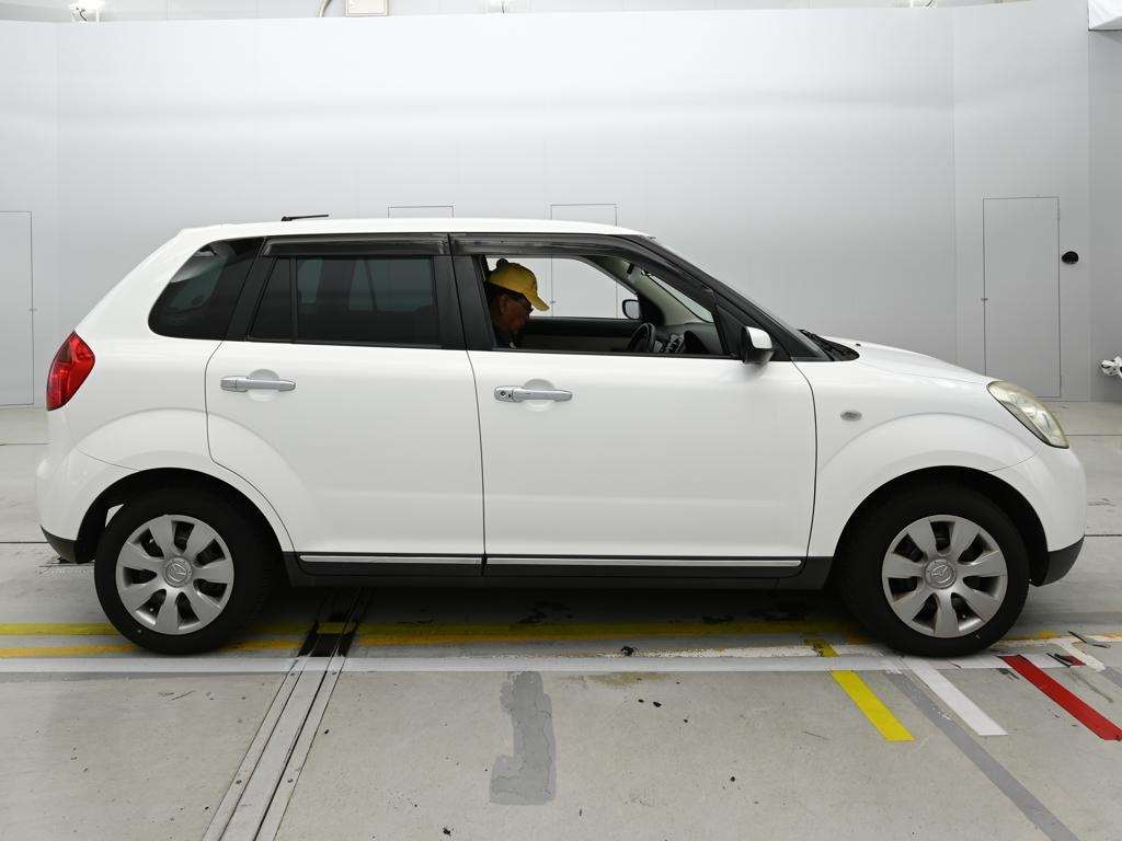 MAZDA VERISA