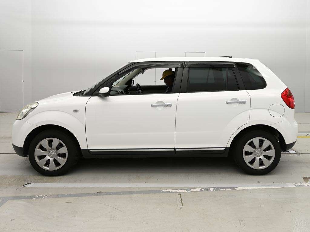 MAZDA VERISA