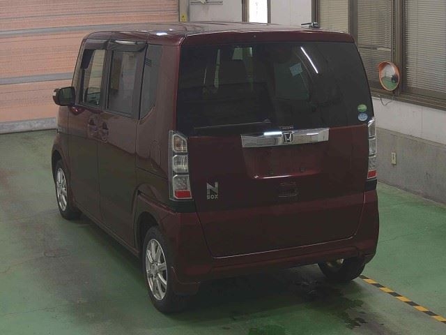 HONDA N-BOX