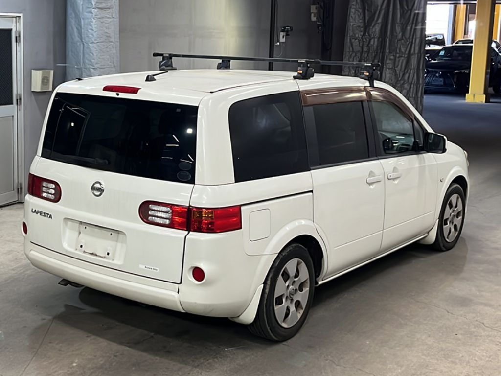 NISSAN LAFESTA
