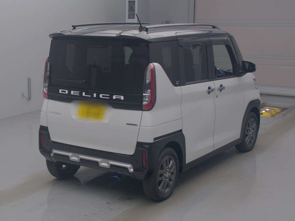 MITSUBISHI DELICA MINI