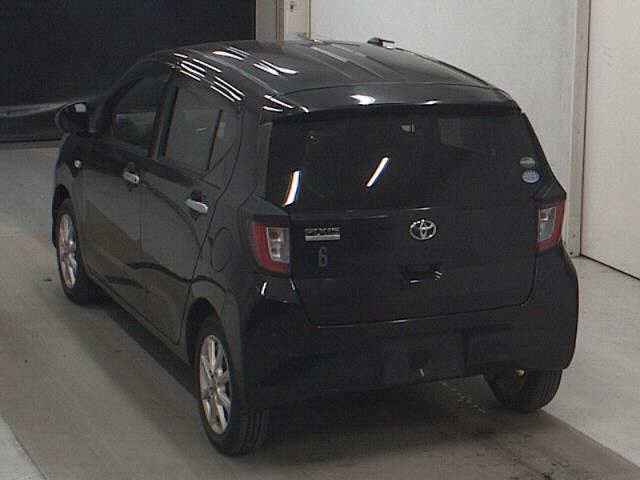 TOYOTA PIXIS EPOCH