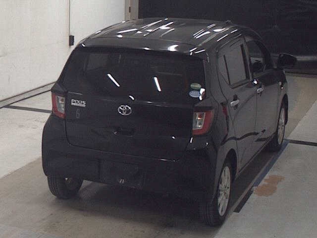 TOYOTA PIXIS EPOCH