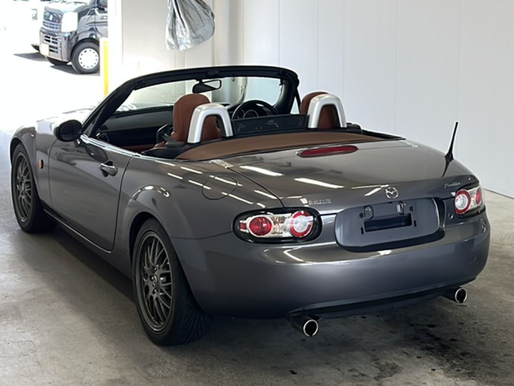 MAZDA ROADSTER