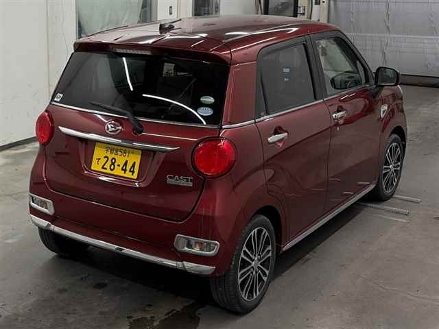 DAIHATSU CAST