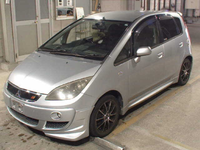 MITSUBISHI COLT