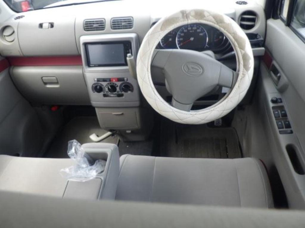 DAIHATSU MOVE CONTE