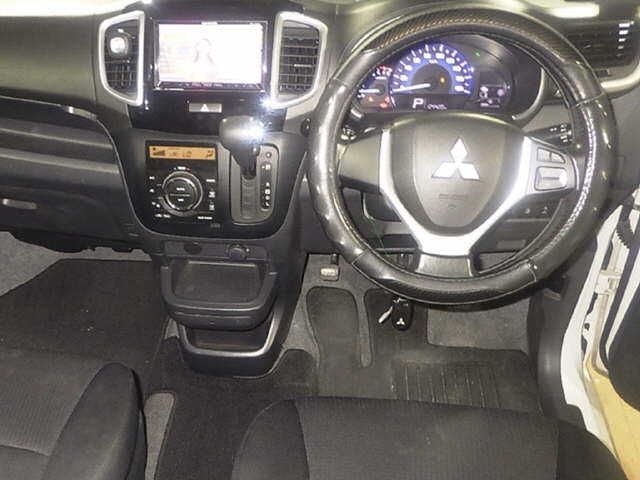 MITSUBISHI DELICA D:2