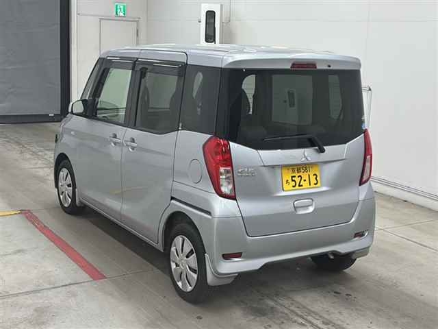 MITSUBISHI EK SPACE