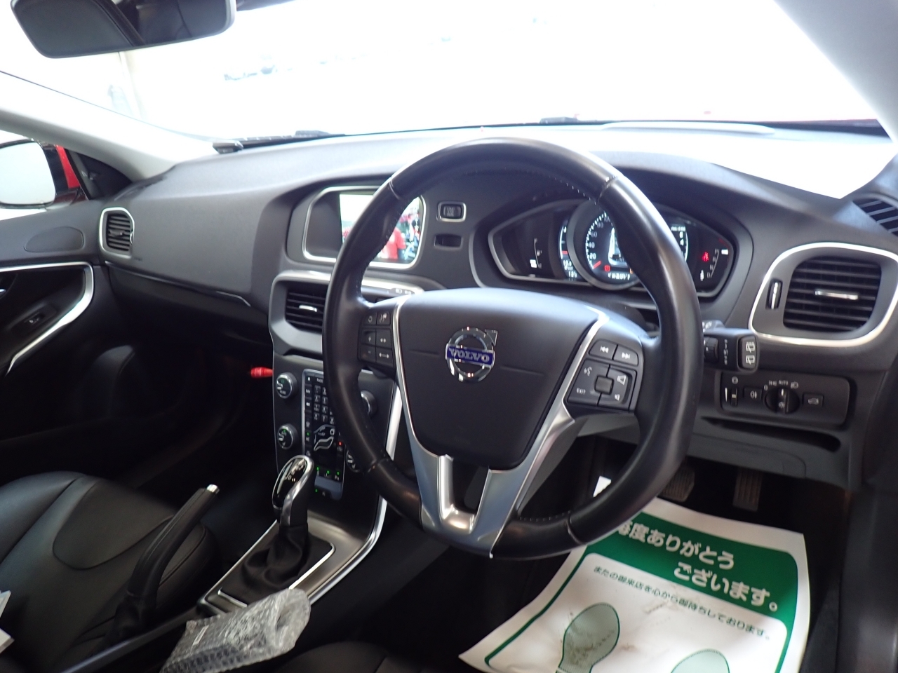VOLVO V40
