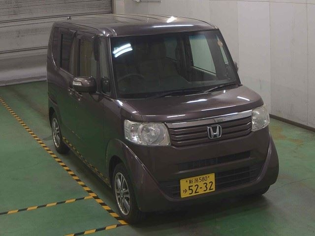 HONDA N-BOX