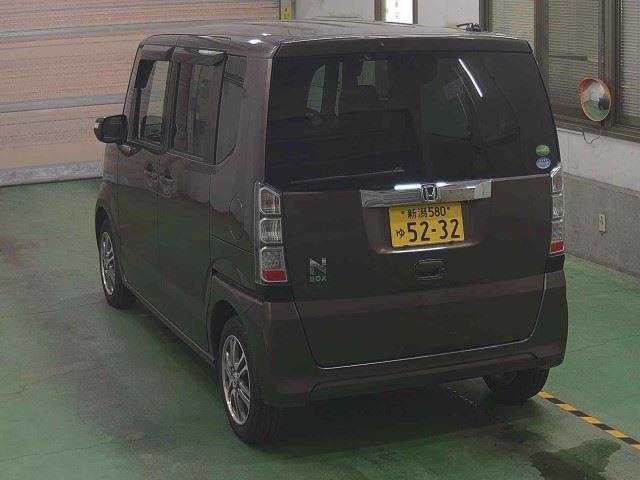 HONDA N-BOX