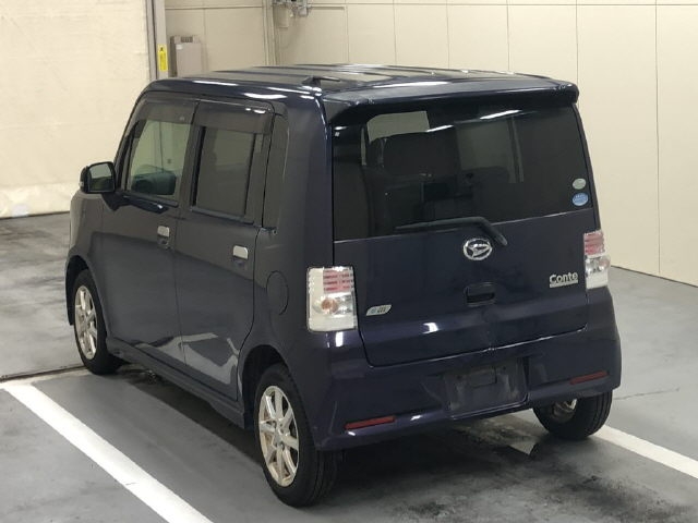 DAIHATSU MOVE CONTE