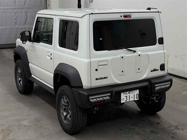 SUZUKI JIMNY SIERRA
