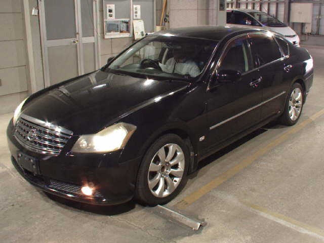 NISSAN FUGA