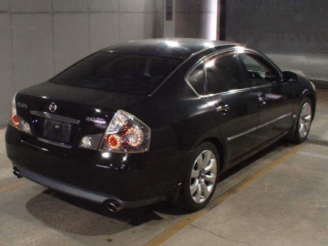 NISSAN FUGA