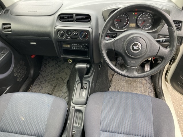 DAIHATSU TERIOS KID