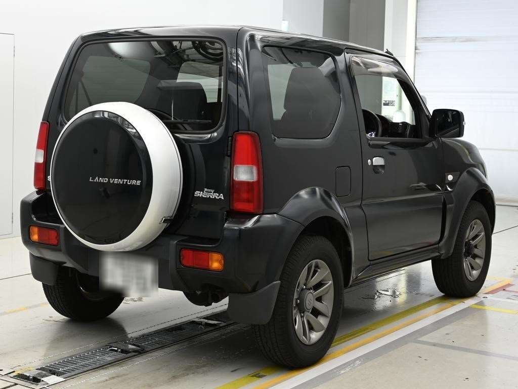 SUZUKI JIMNY SIERRA