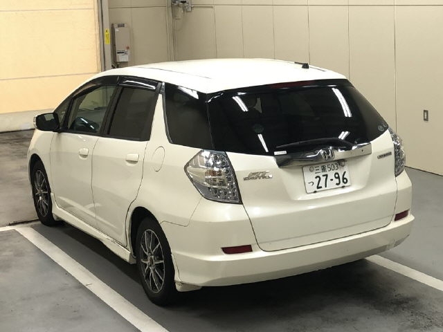HONDA FIT SHUTTLE