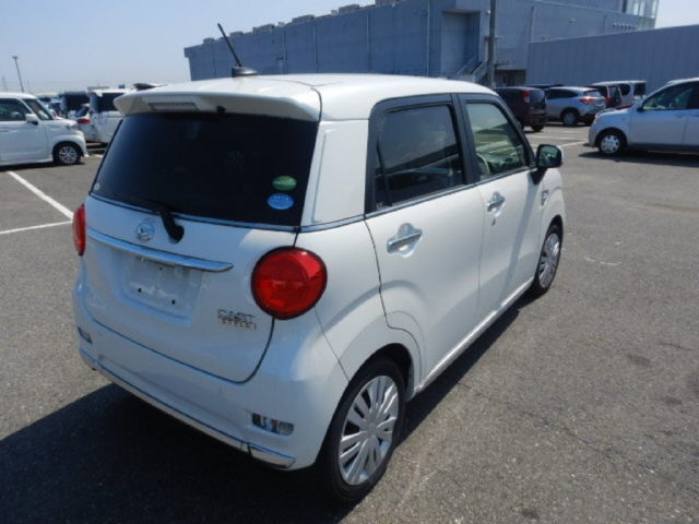 DAIHATSU CAST