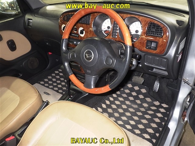 DAIHATSU MIRA GINO
