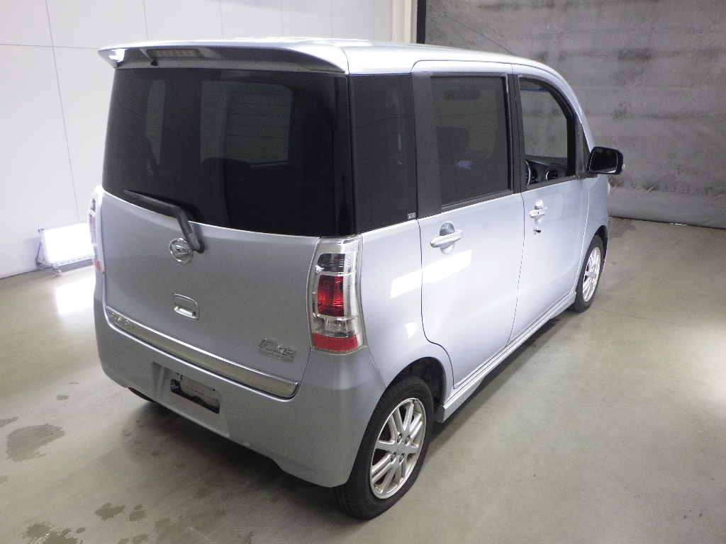 DAIHATSU TANTO EXE